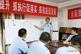 孙继海：戴伟浚被踹脸不能说对方犯规，小戴不够聪明应有风险判断